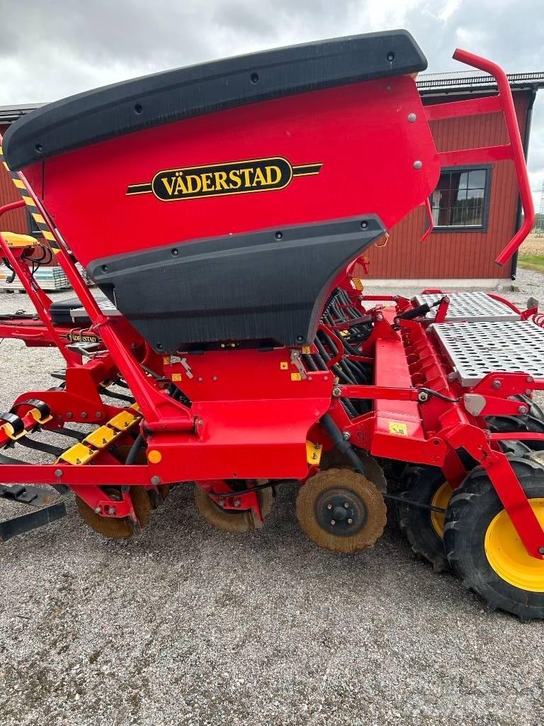 Väderstad Rapid400C Kombinované secí stroje