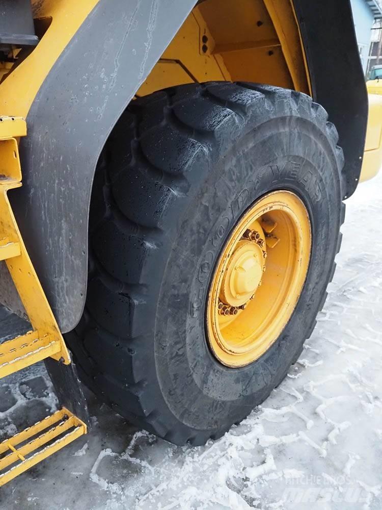 Volvo L 90 F Kolové nakladače