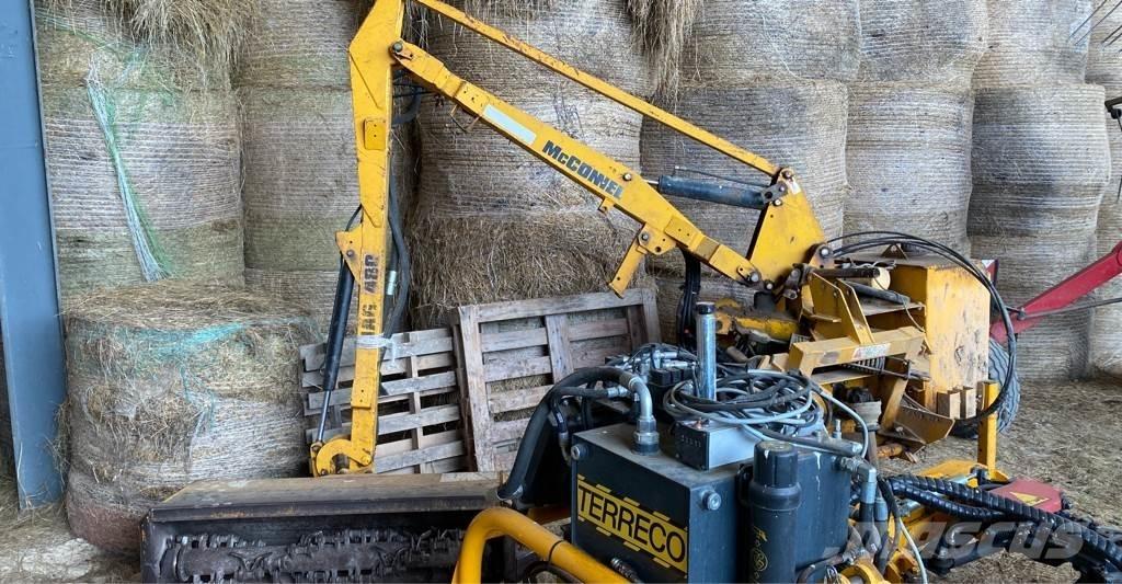McConnel MAG 480 Sekačky namontované a tažené