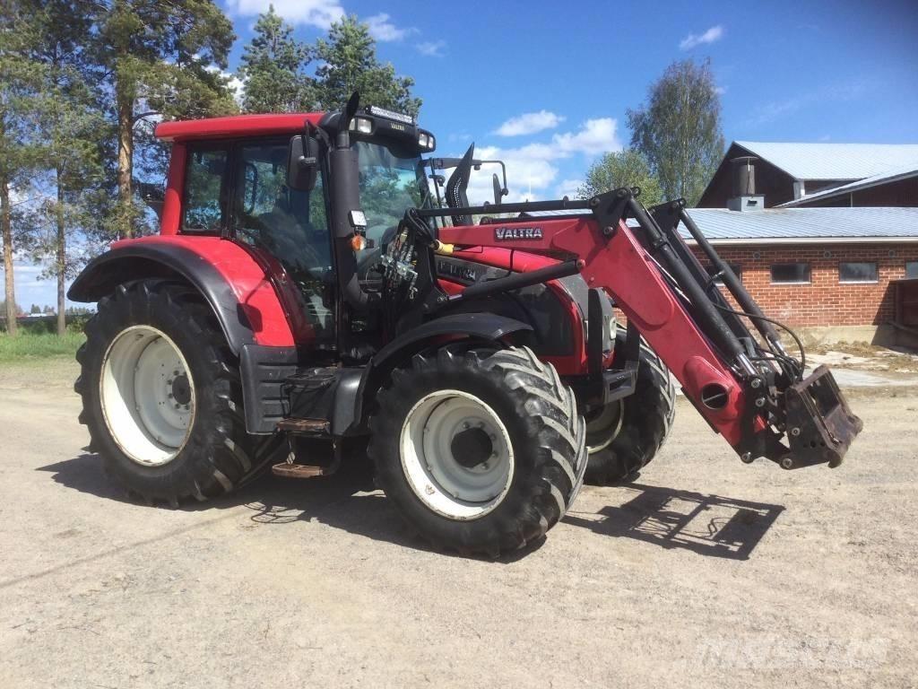 Valtra N 142 Direct Traktory