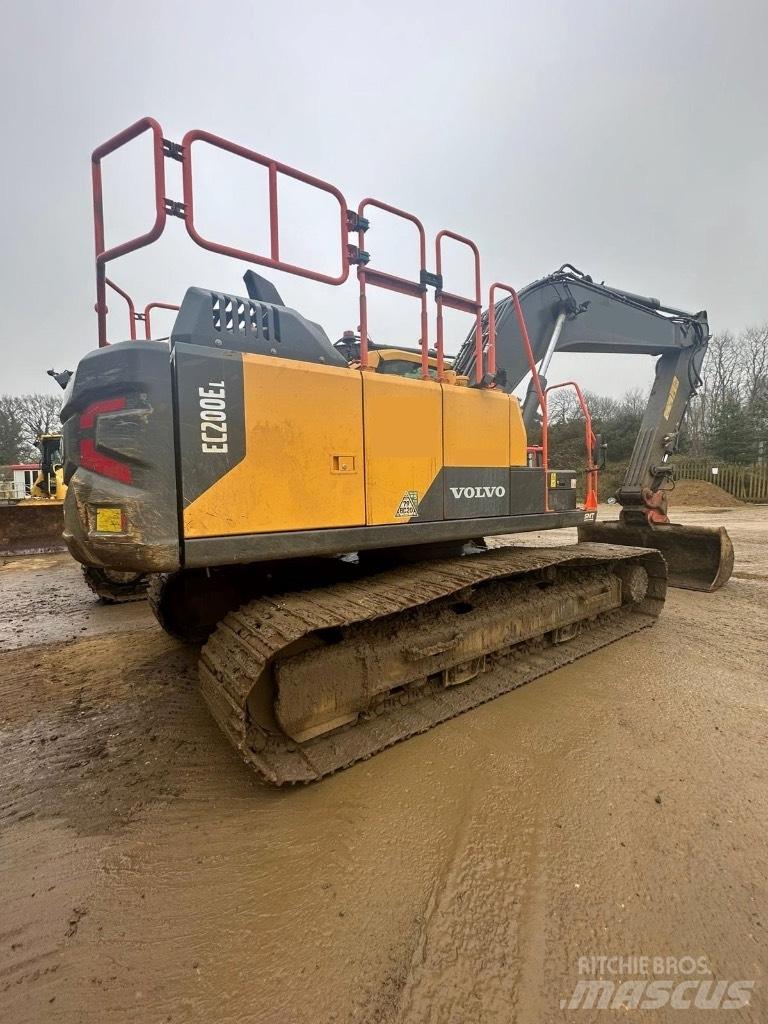 Volvo EC200EL Pásová rýpadla