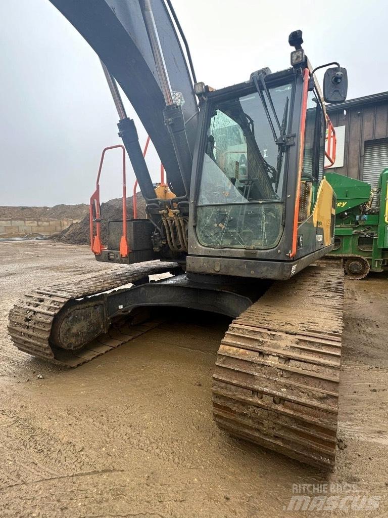 Volvo EC200EL Pásová rýpadla
