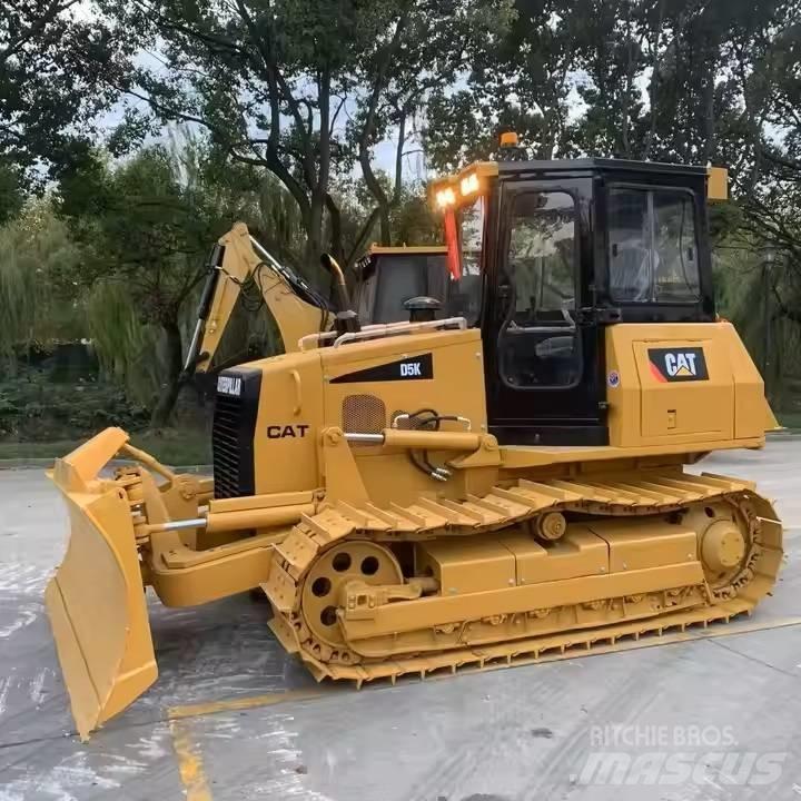 CAT D 5 K Pásové dozery