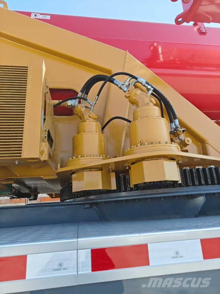 Sany STC1000C7-8 Univerzální terénní jeřáby