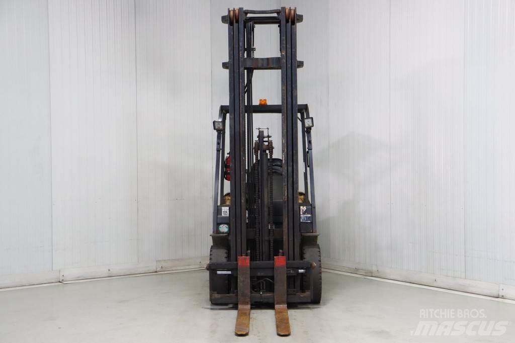 TCM FD25T3 Dieselové vozíky