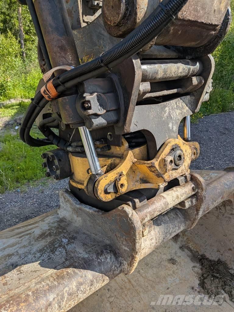 Volvo EC 140 C L Pásová rýpadla