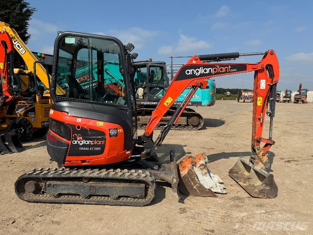Kubota U 27-4 Mini rýpadla < 7t