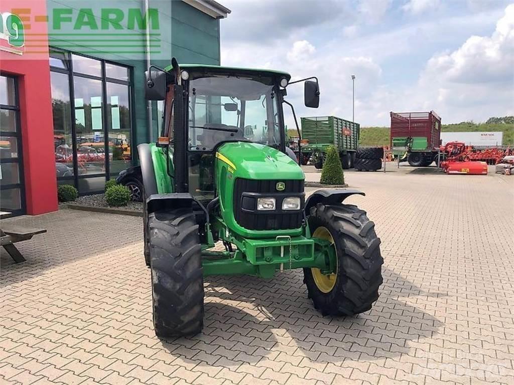 John Deere 5070 m Traktory