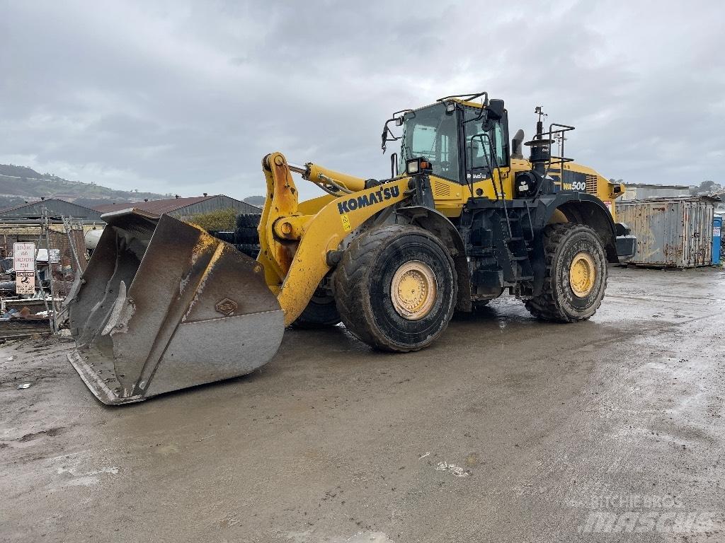 Komatsu WA500-8 Kolové nakladače