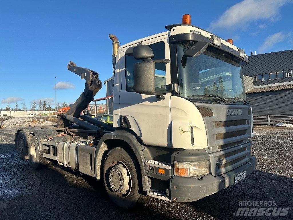 Scania P420 Hákový nosič kontejnerů