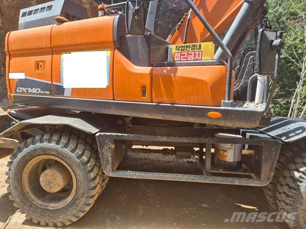Doorne-Daf DX140W-5 Kolová rýpadla