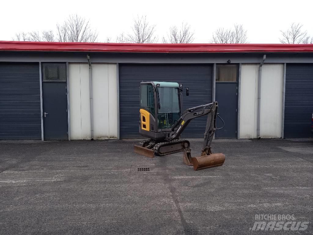 Volvo EC 15 Mini rýpadla < 7t