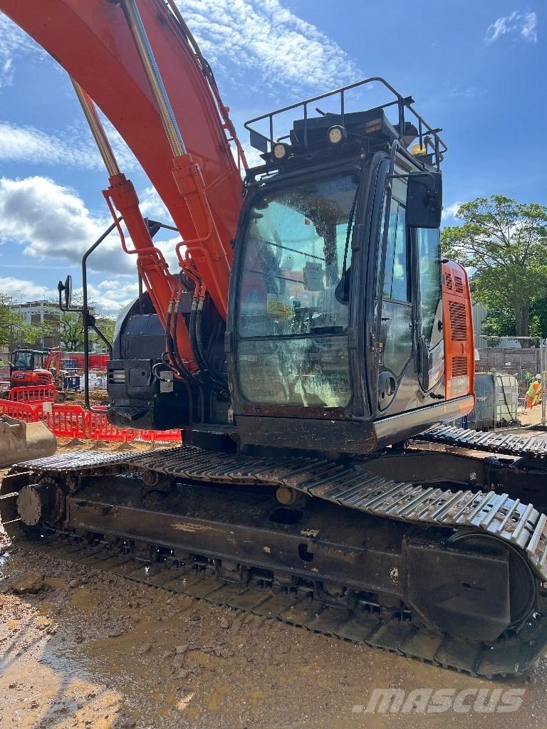 Hitachi ZX 225/6 Pásová rýpadla