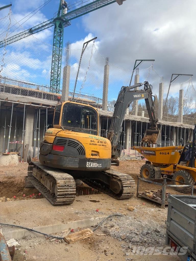 Volvo ECR 88 PLUS Midi rýpadla 7t - 12t