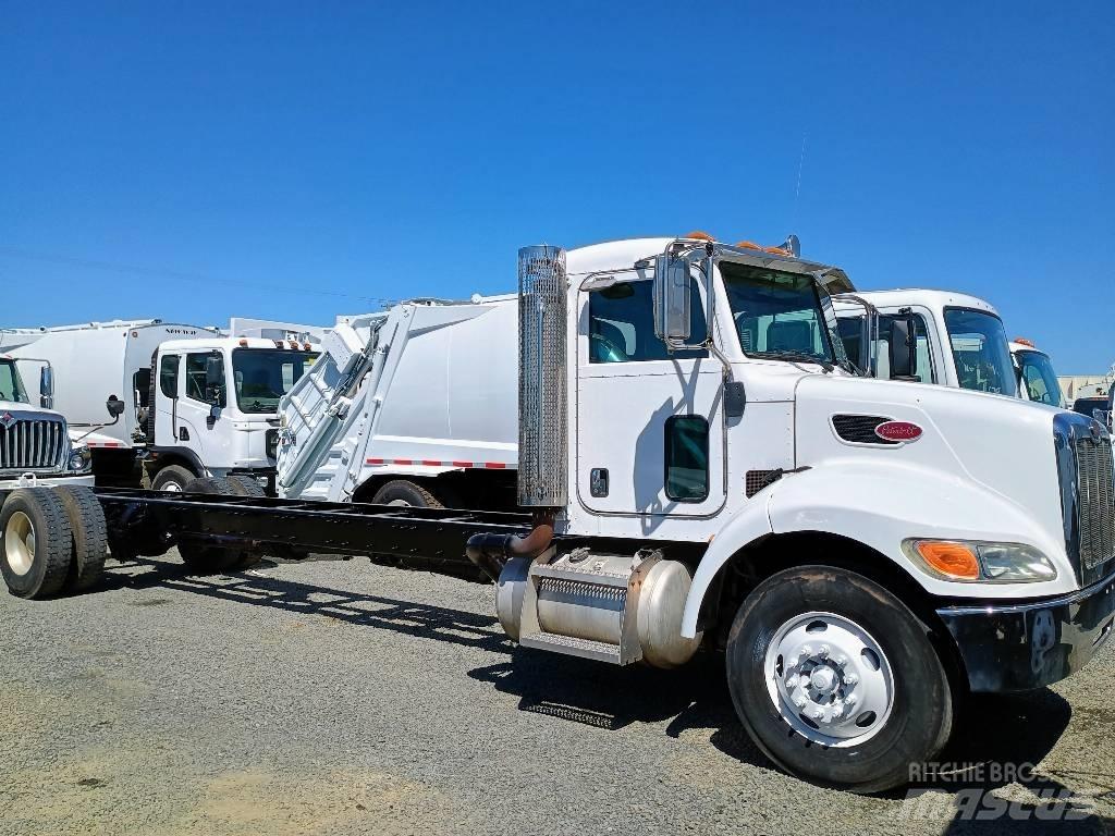 Peterbilt 335 Popelářské vozy