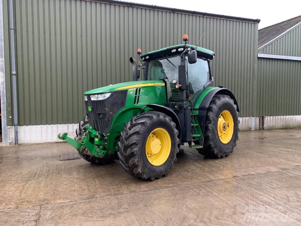 John Deere 7230 R Traktory