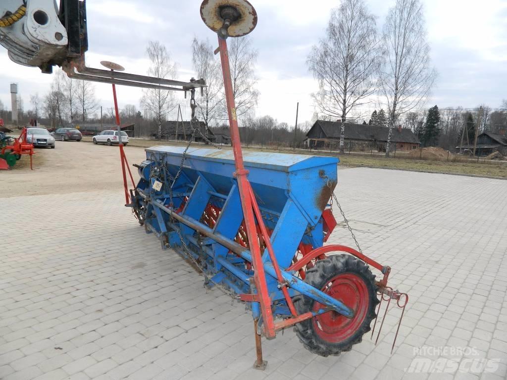Stegsted 4 Mechanické secí stroje