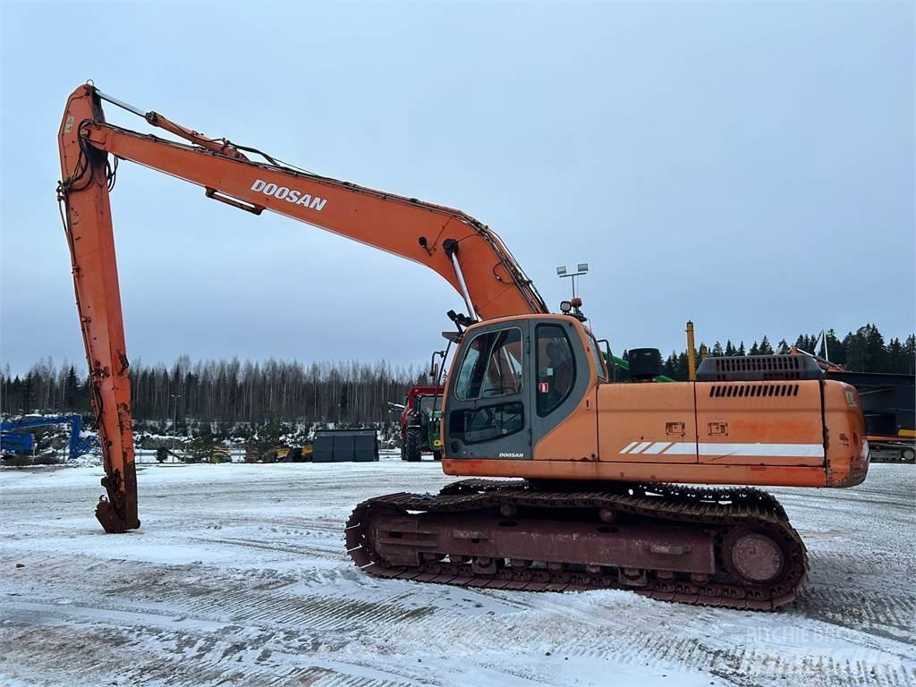 Doosan DX300LC Rýpadla s dlouhým dosahem