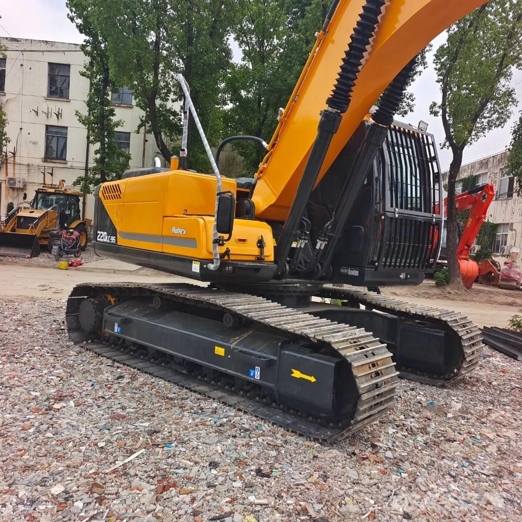 Hyundai 220LC-9T Pásová rýpadla