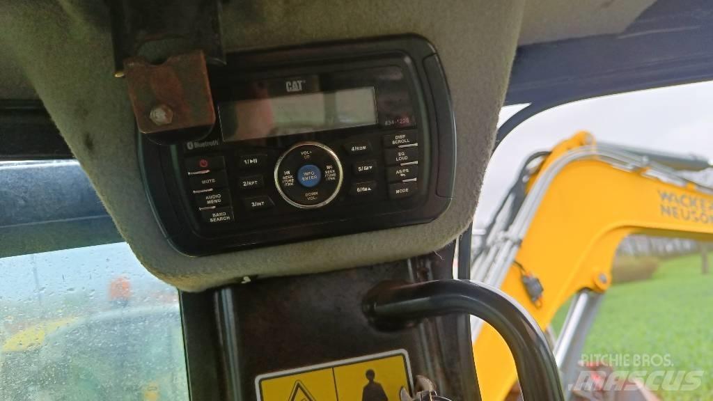 CAT 305.5 E CR Mini rýpadla < 7t