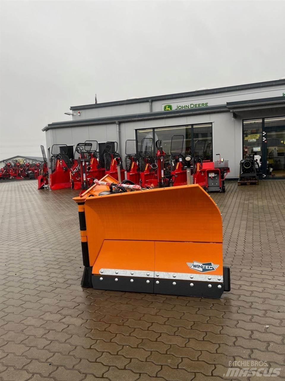  Wintec Vario XM320 Sněžné pluhy, přední sněhové radlice