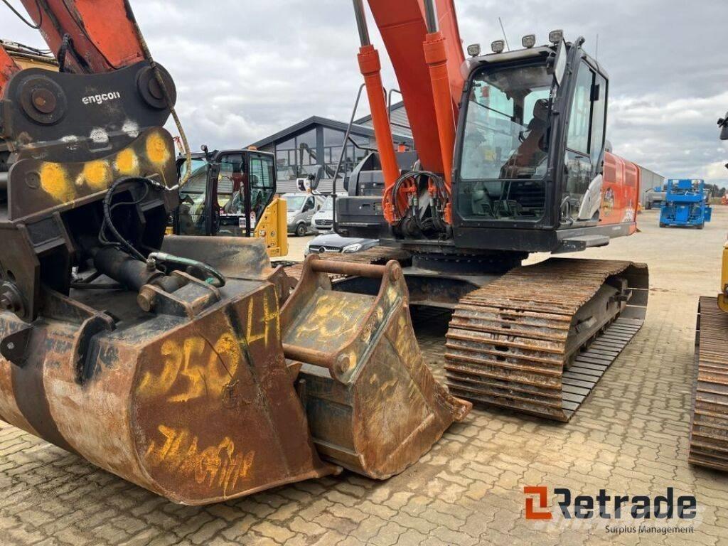 Hitachi ZX 350 LC-6 Pásová rýpadla