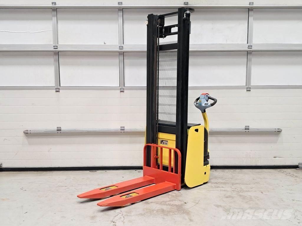 Hyster S1.0 AC Ručně vedené vysokozdvižné vozíky