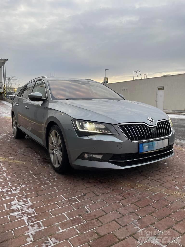 Skoda Superb Osobní vozy