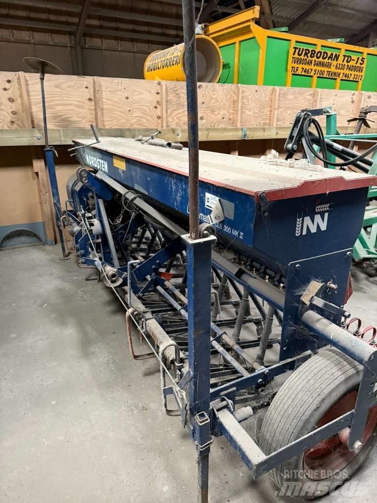 Nordsten såmaskine Mechanické secí stroje