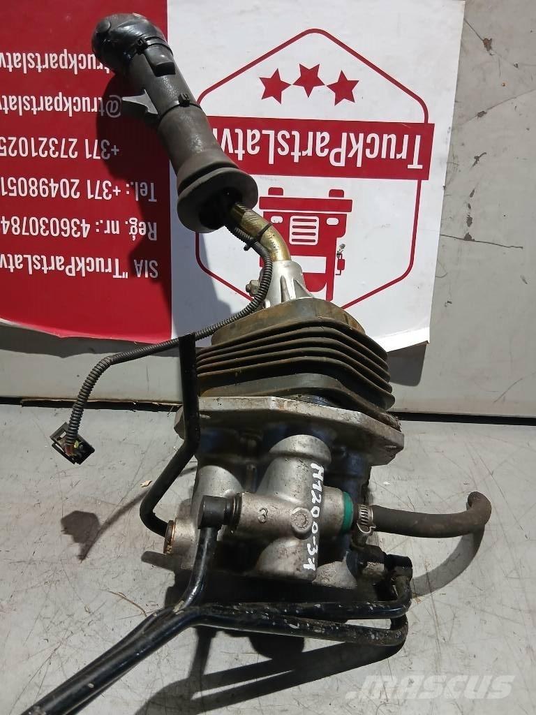 MAN TGA    813260566111 Kabiny a interiér