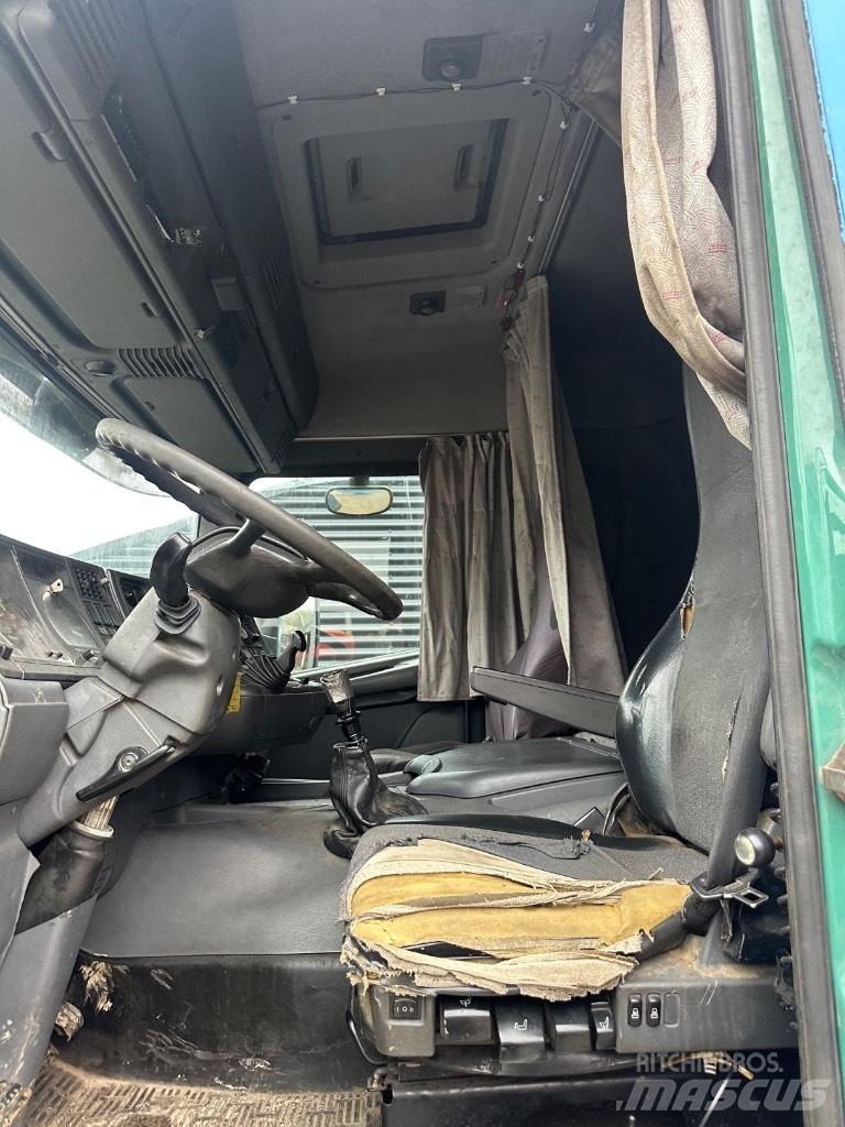 Scania 124 Hákový nosič kontejnerů