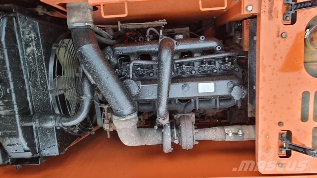 Daewoo SL130LC-V Pásová rýpadla