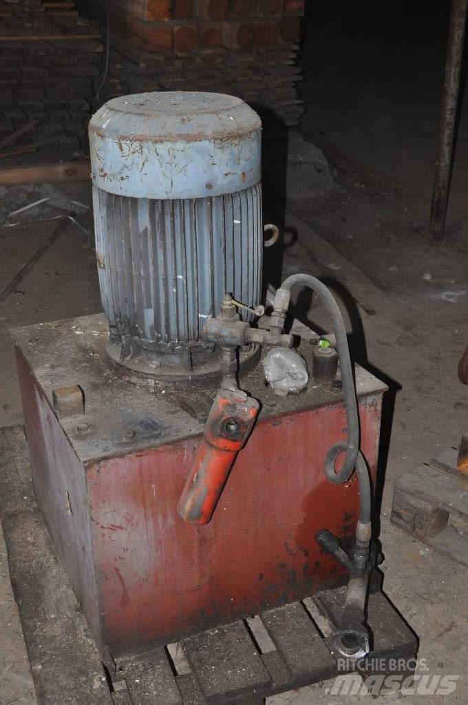  Pompa hydrauliczna Lesnictví – ostatní