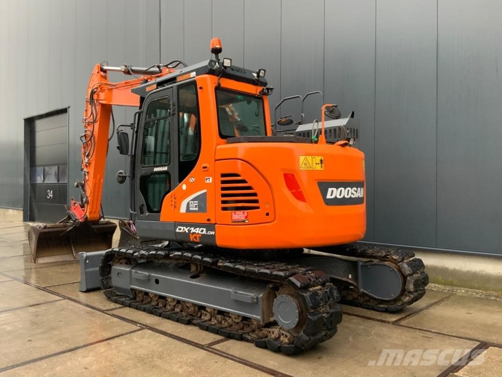 Doosan DX 140 LCR Pásová rýpadla