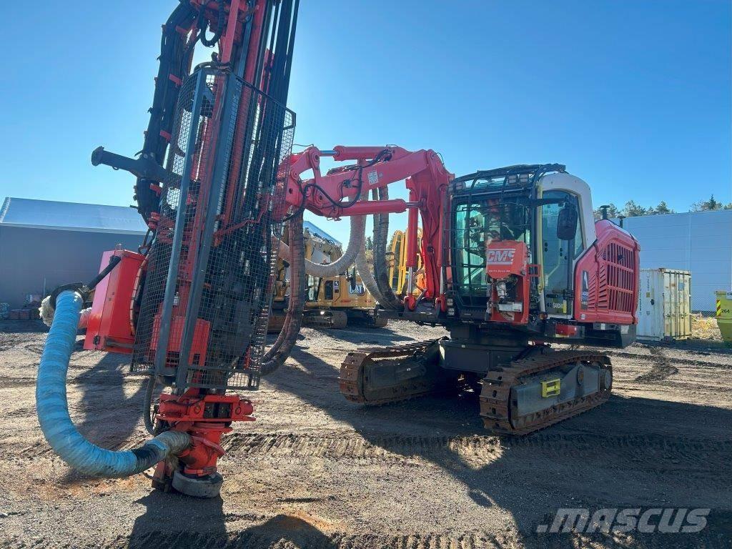 Sandvik DX 800I Povrchové vrtací stroje