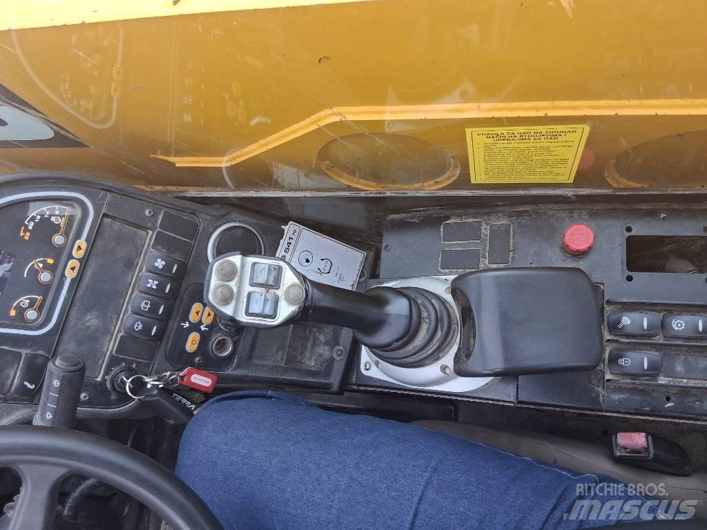 JCB 541-70 Agri Plus Teleskopické nakladače pro zemědělství