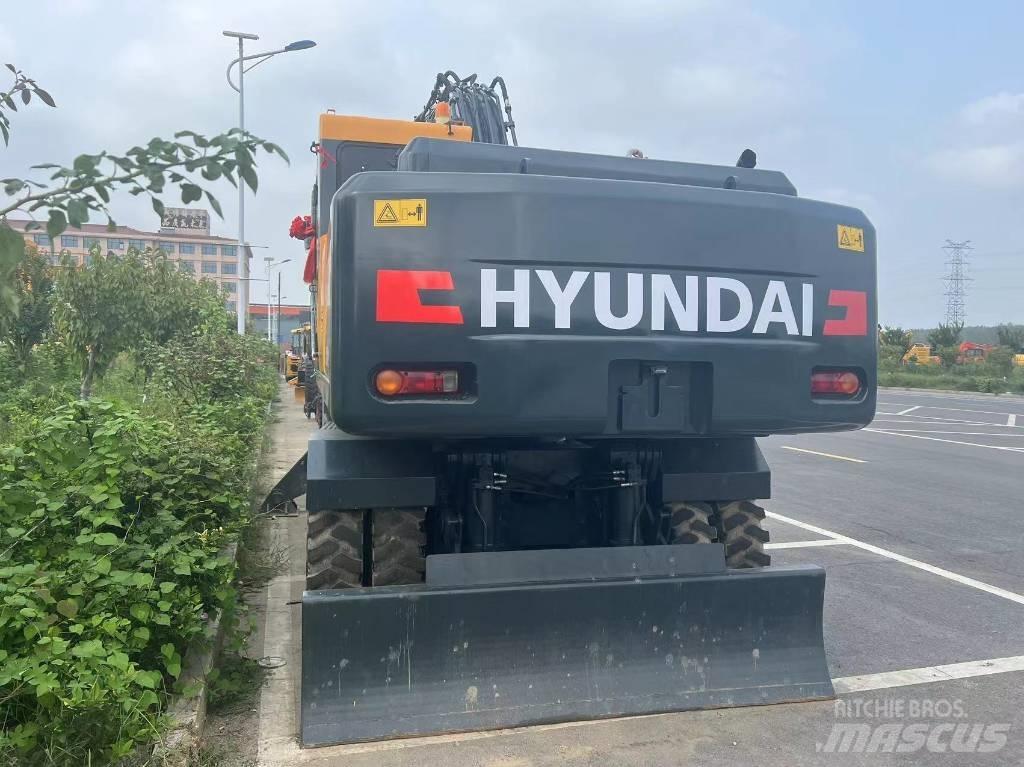Hyundai 210WVS Kolová rýpadla