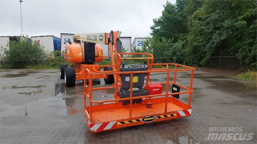 JLG 800AJ Kloubové plošiny