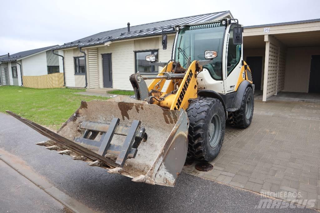 Liebherr 506 Kolové nakladače