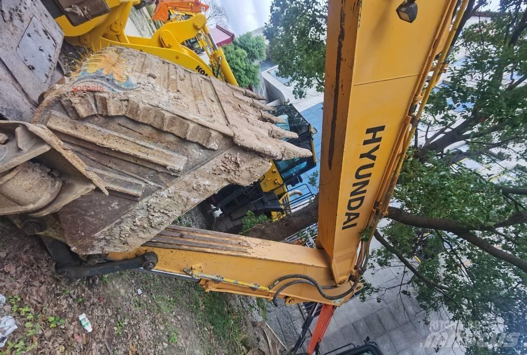 Hyundai R210W-9 Kolová rýpadla