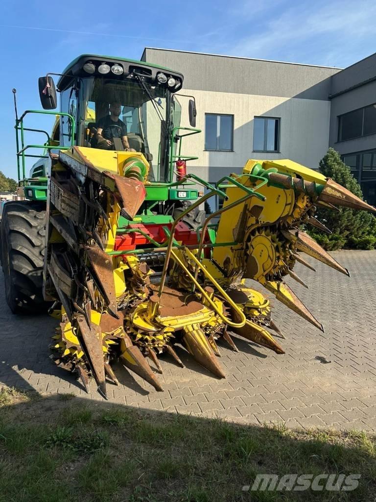 John Deere 7300 Samojízdné sekačky