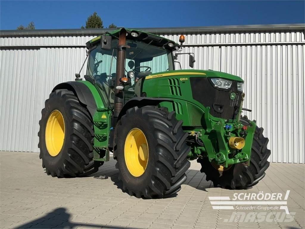 John Deere 6210 R Traktory