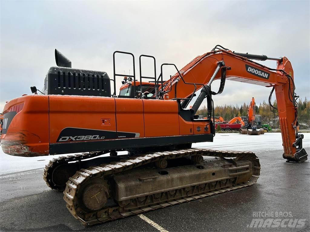 Doosan DX380LC-5 Pásová rýpadla