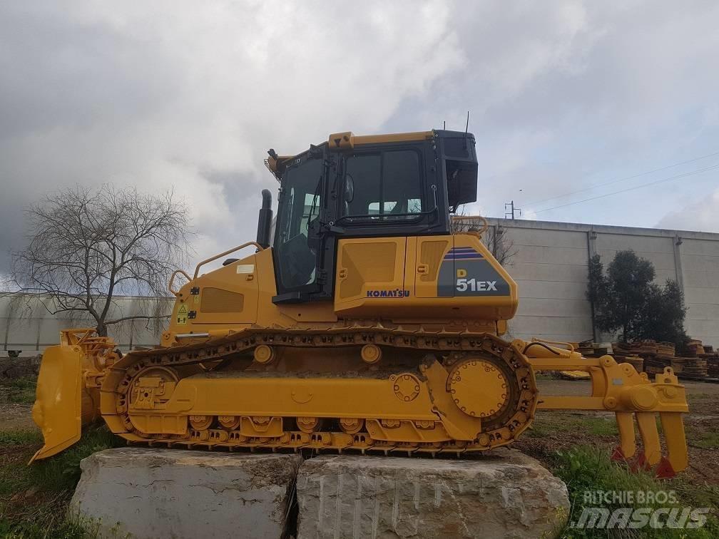 Komatsu D 51 EX-22 Pásové dozery