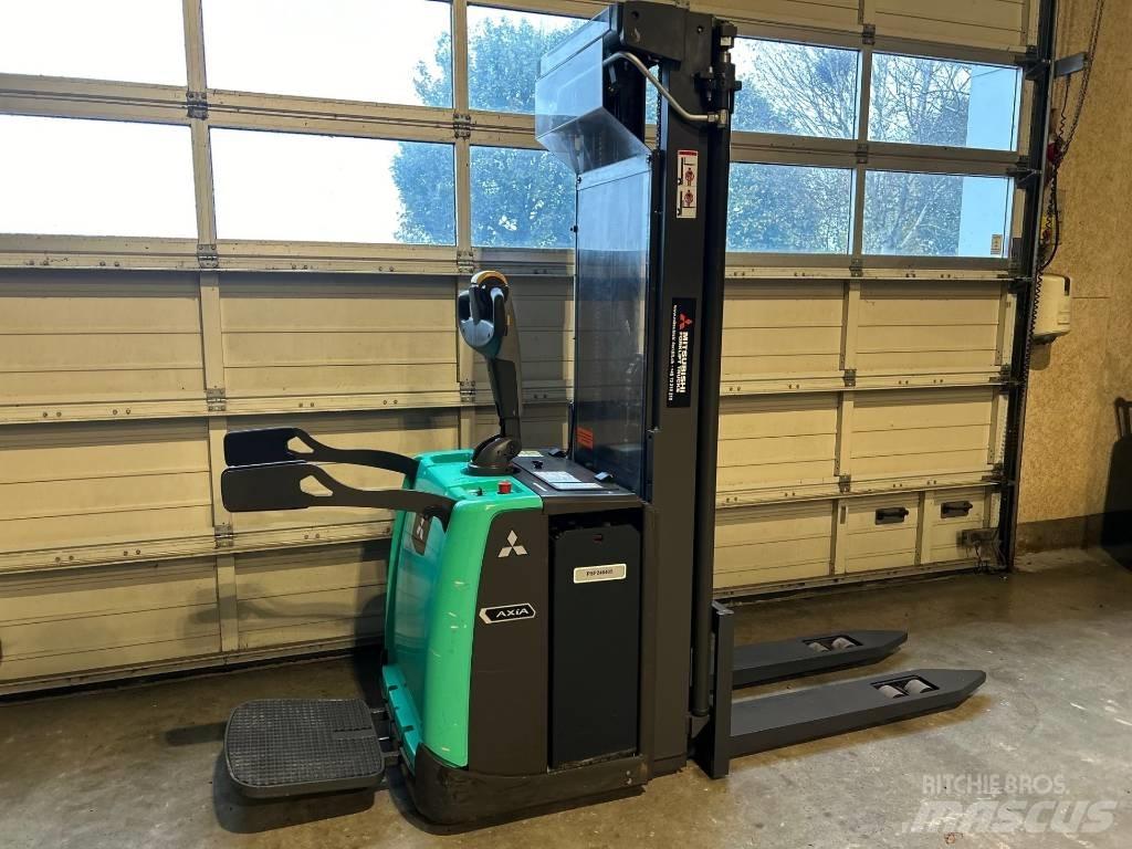 Mitsubishi SBV 16 P Samohybné vozíky