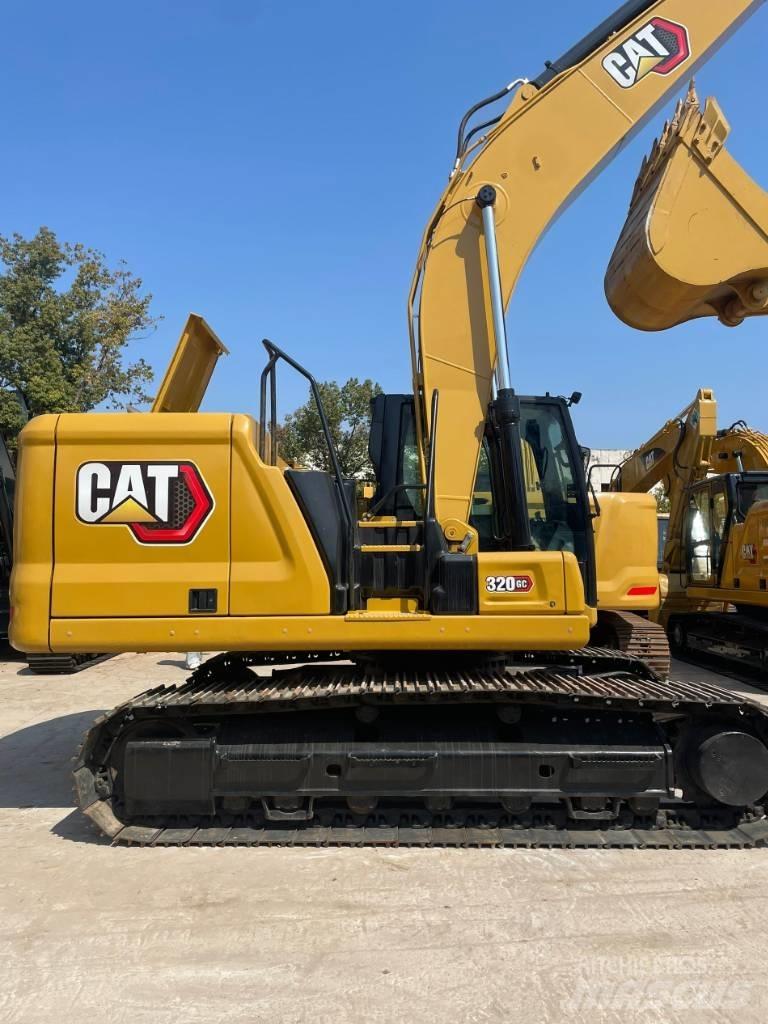 CAT 320 GC Kolová rýpadla