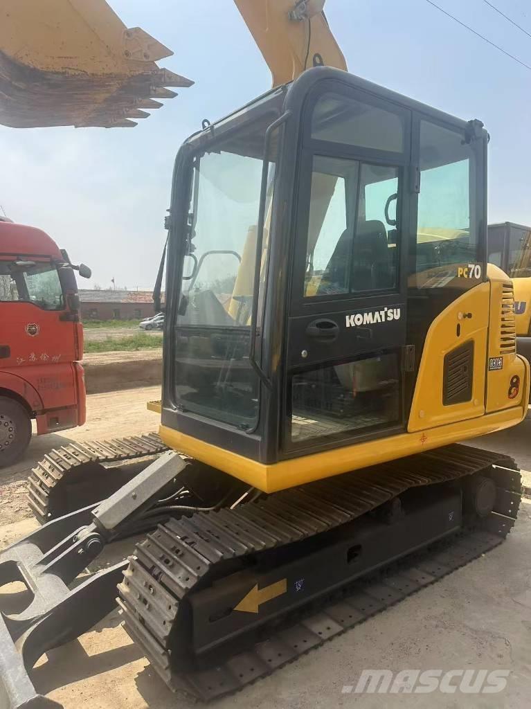 Komatsu PC 70 Pásová rýpadla