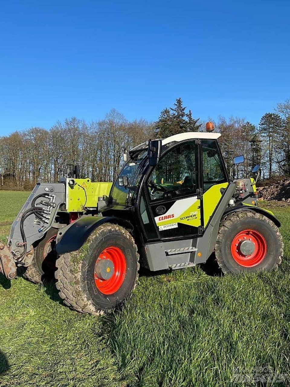 CLAAS SCORPION 756 Teleskopické plošiny