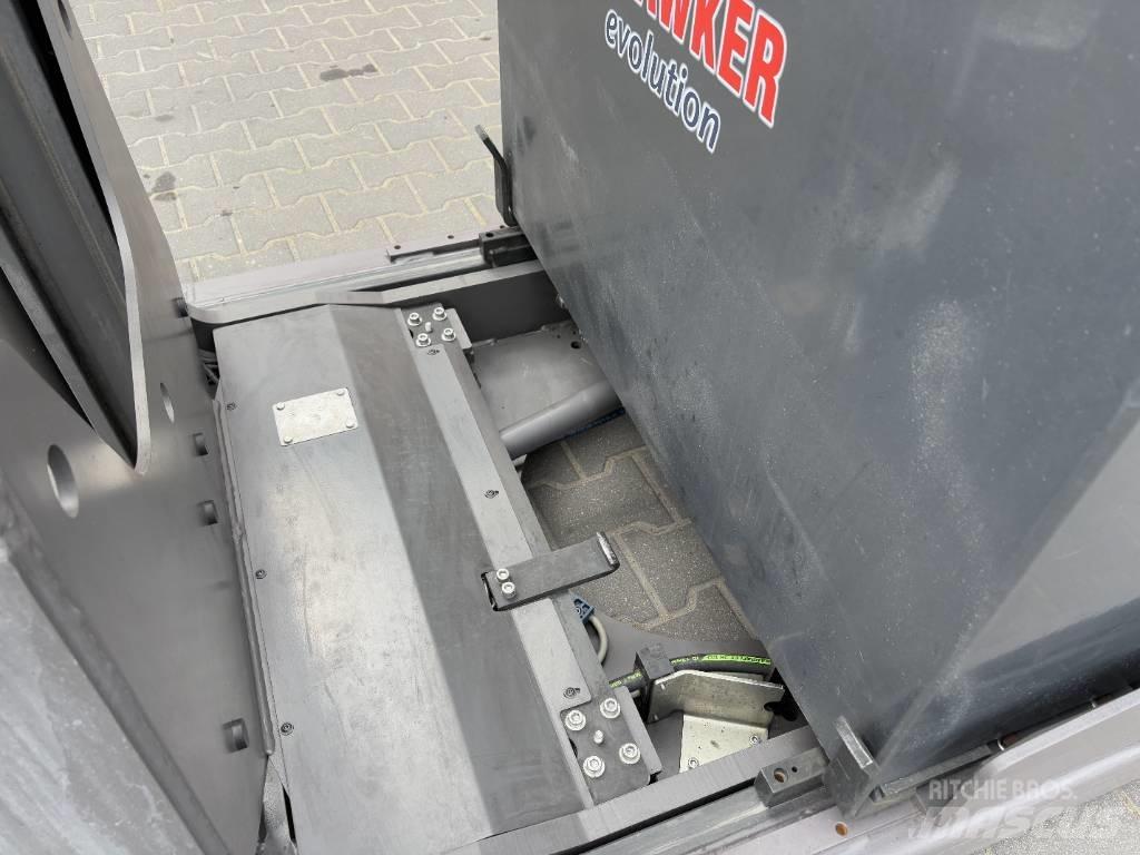 Nissan ULS 120 Retraky