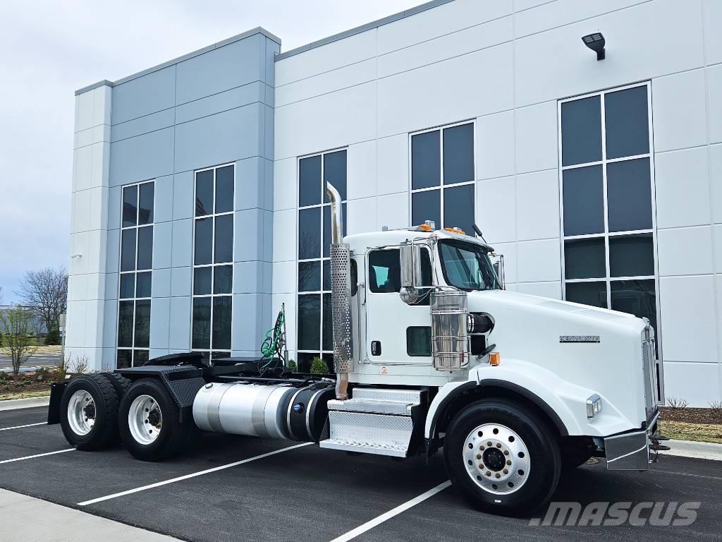 Kenworth T 800 Tahače